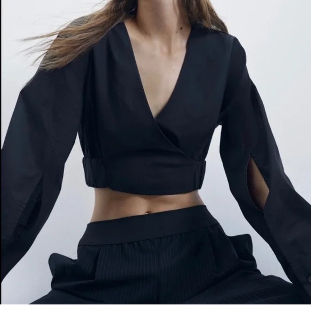 Zara Women's Black Poplin Wrap Top with Slit Sleeves | M